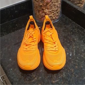 APL McLaren Hyspeed Sneakers. Mens 10. Womens 11.5. Orange. Worn 1 Time. EUC.